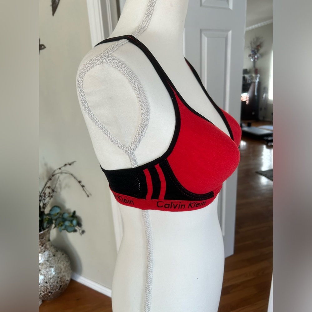 Calvin Klein Red & Black Racerback Bralette in women’s Sz 36B - Picture 5 of 6
